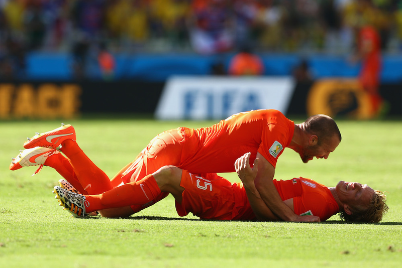 Illustration for article titled Sweaty and Sweet: The World Cup's Most Tender Man-Hugs